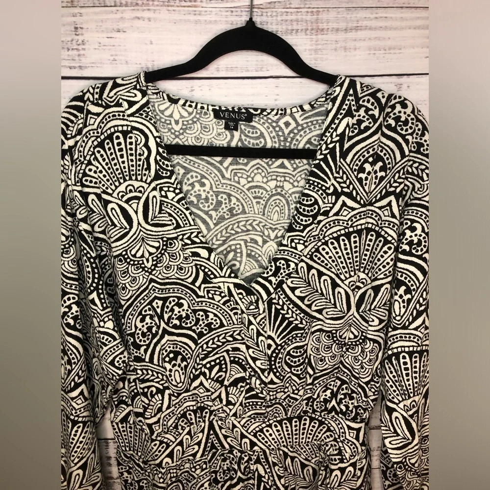 Cotton linen printed romper - Picture 3 of 13